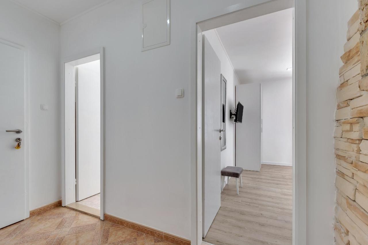 Apartments Zorica Тучепи Экстерьер фото