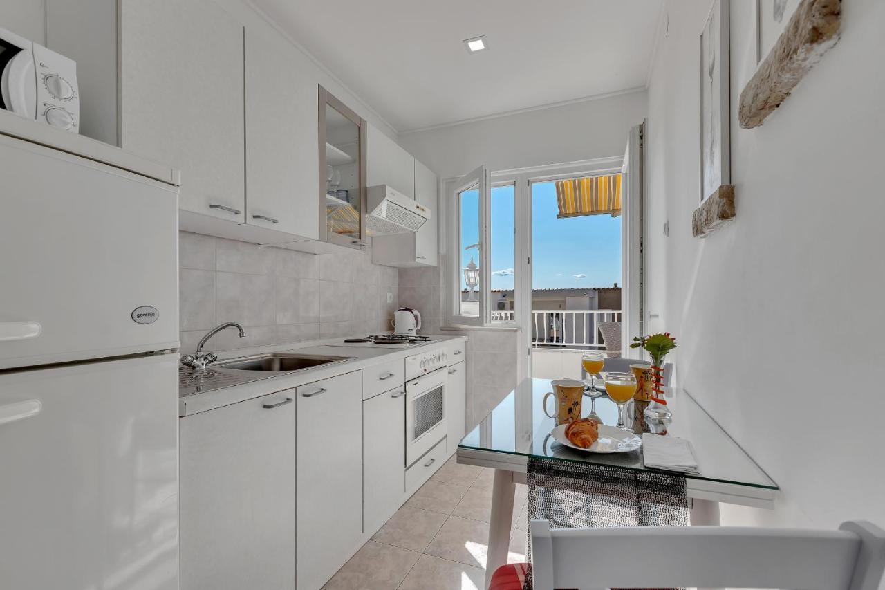 Apartments Zorica Тучепи Экстерьер фото