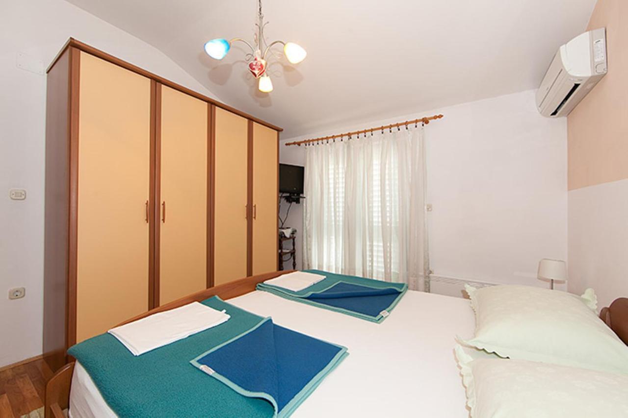 Apartments Zorica Тучепи Экстерьер фото